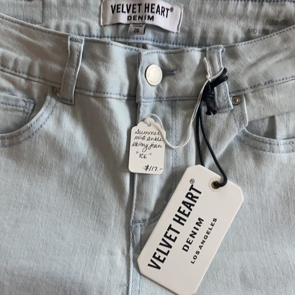 Velvet Heart summer mid ankle skinny Jean in Ice | NWT size 26 - Picture 2 of 8